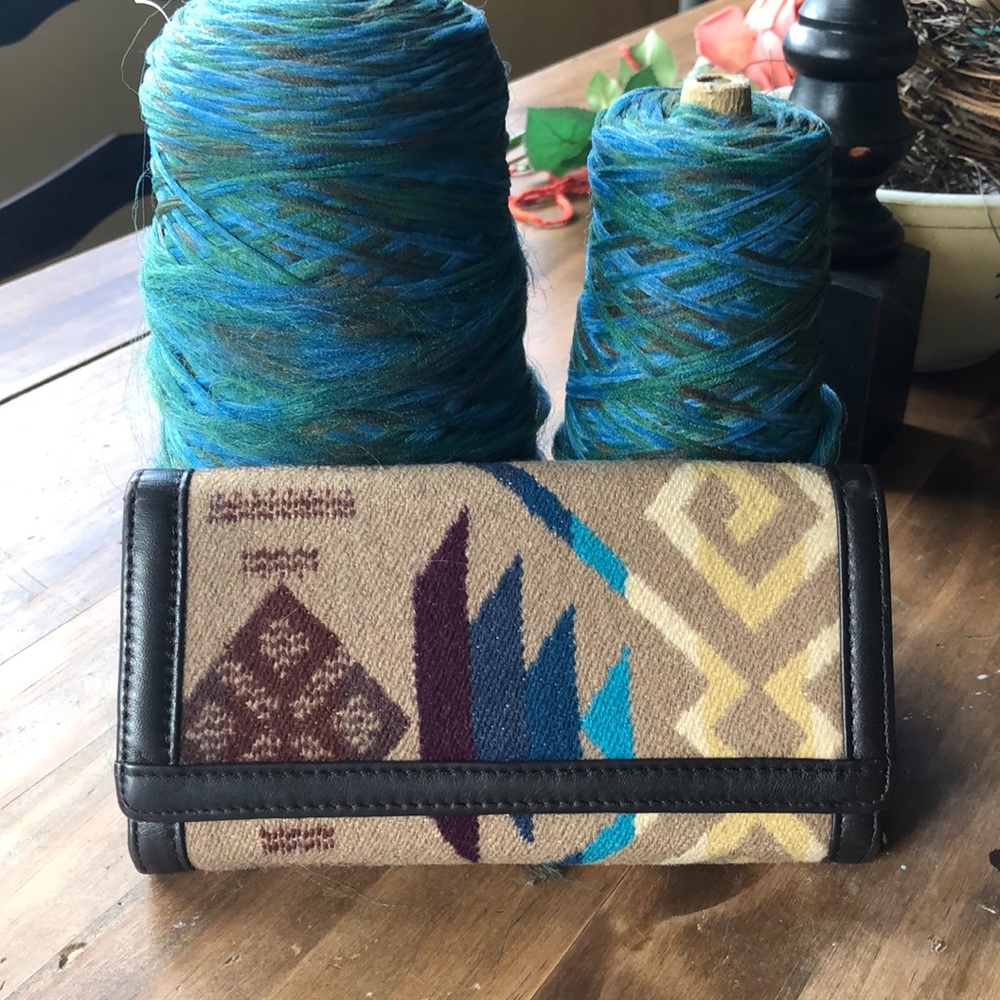 Pendleton tri-fold wallet